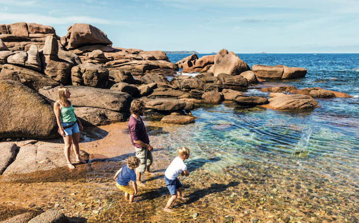 OUBLIEZ VOS CAHIERS DE VACANCES EN CÔTES-D'ARMOR !