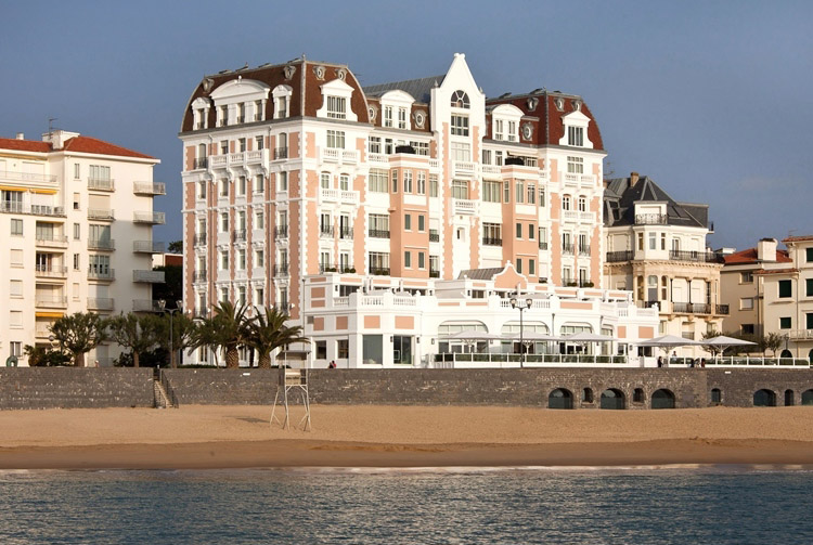 LE GRAND HÔTEL THALASSO & SPA LOREAMAR DE SAINT-JEAN-DE-LUZ PRÉSENTE SON RITUEL « VOLUPTÉ DES MERS »