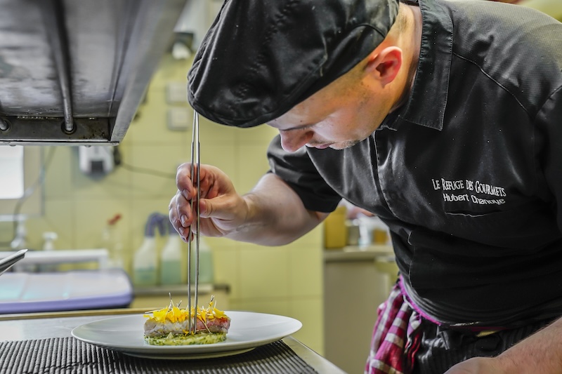 LE CHEF HUBERT CHANOVE AU REFUGE DES GOURMETS