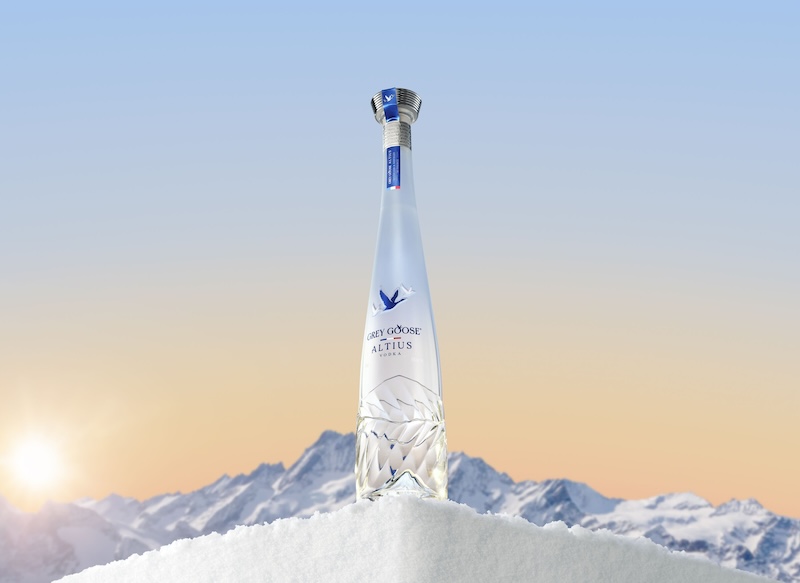 GREY GOOSE, LA MARQUE DE VODKA 100 % FRANÇAISE, LANCE GREY GOOSE ALTIUS