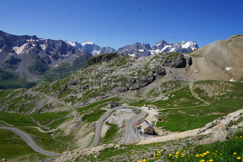 DÉCOUVREZ UN NOUVEAU REFUGE, PROCHE DES ÉTOILES A 2556M !