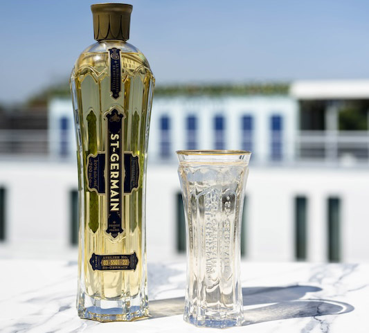 LA LIQUEUR ST-GERMAIN S'OFFRE UNE TOURNÉE NATIONALE