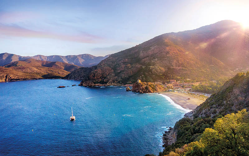 LA LOCATION DE BATEAU, UNE TENDANCE VOYAGE MAJEURE POUR L'ÉTÉ 